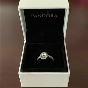 Pandora Ring